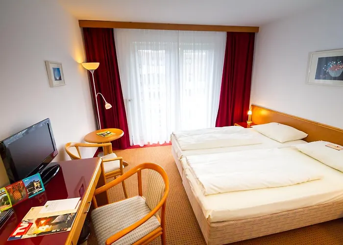Hk Отель 4*