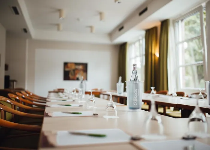 Ξενοδοχείο Hk 4*