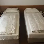 فندق Hk