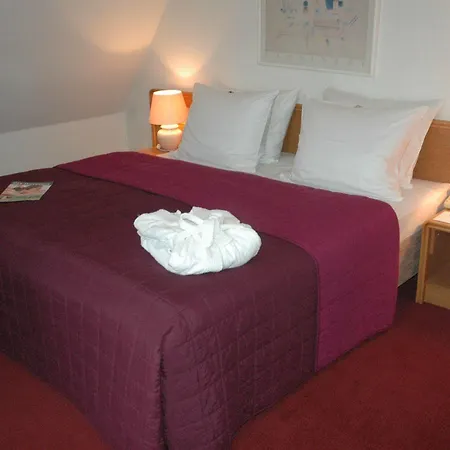Hk Hotel 4*