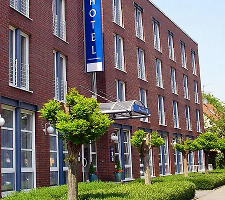 Hk Otel 4*