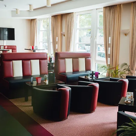 Hk Hotel 4*